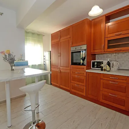Adriana Apartman