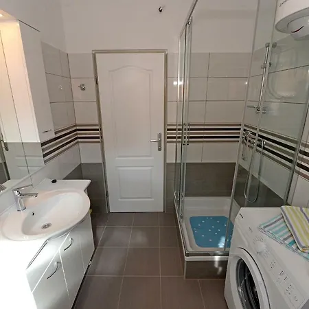 Apartment Adriana *