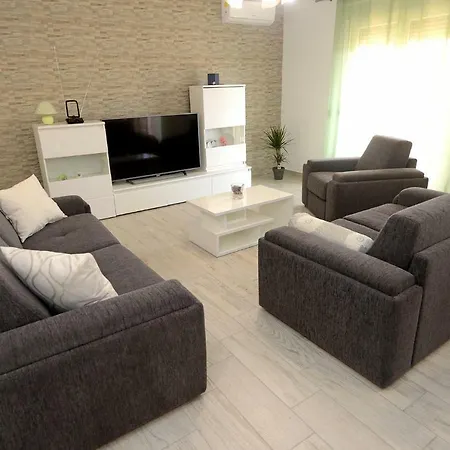 Apartment Adriana